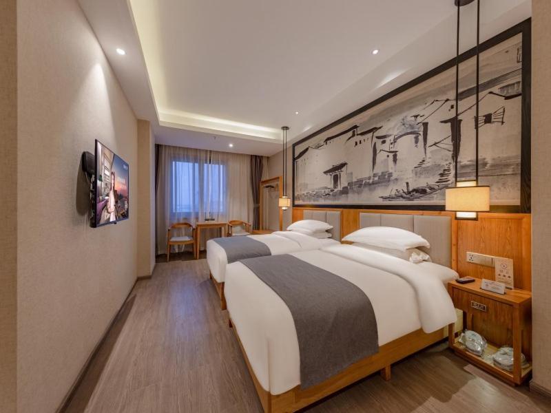 Greentree Eastern Hotel Jiaxing Haining Leather City Nanguanxiang Exterior photo